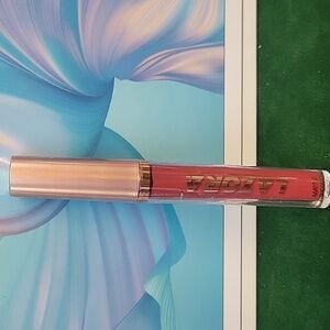 Lazora Matte Lip Gloss New Sealed - 04 Pinkish Red